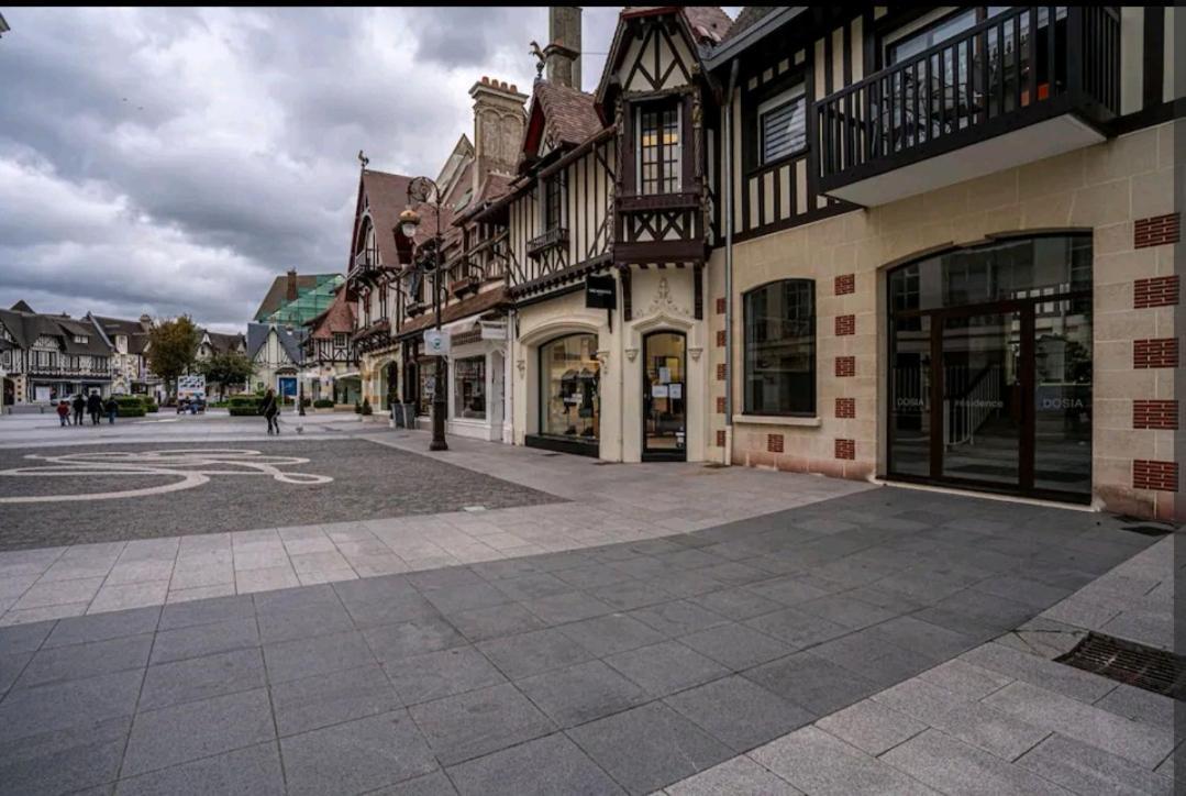Deauville : Magnifique Studio En Face Du Casino ! מראה חיצוני תמונה